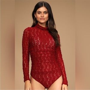 NWT!FREE PEOPLE Day & Night Holly Berry Textured Sheer Lace Long Sleeve Bodysuit